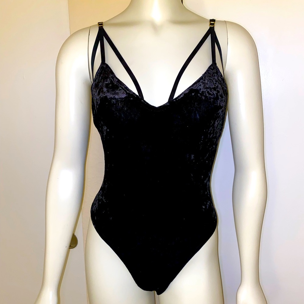 Black Crushed Velvet Bodysuit